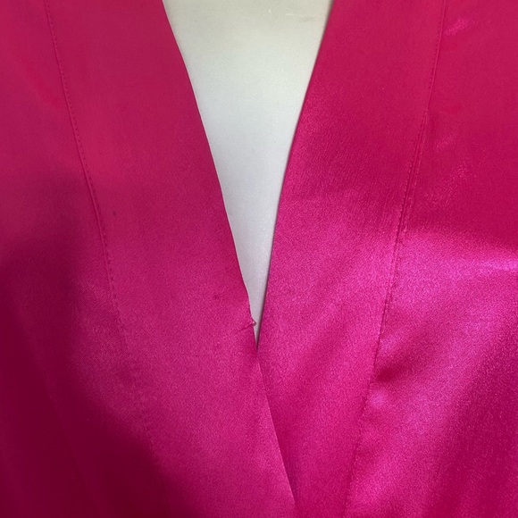 Victoria's Secret Pink Satin Kimono Robe - Picture 6 of 9